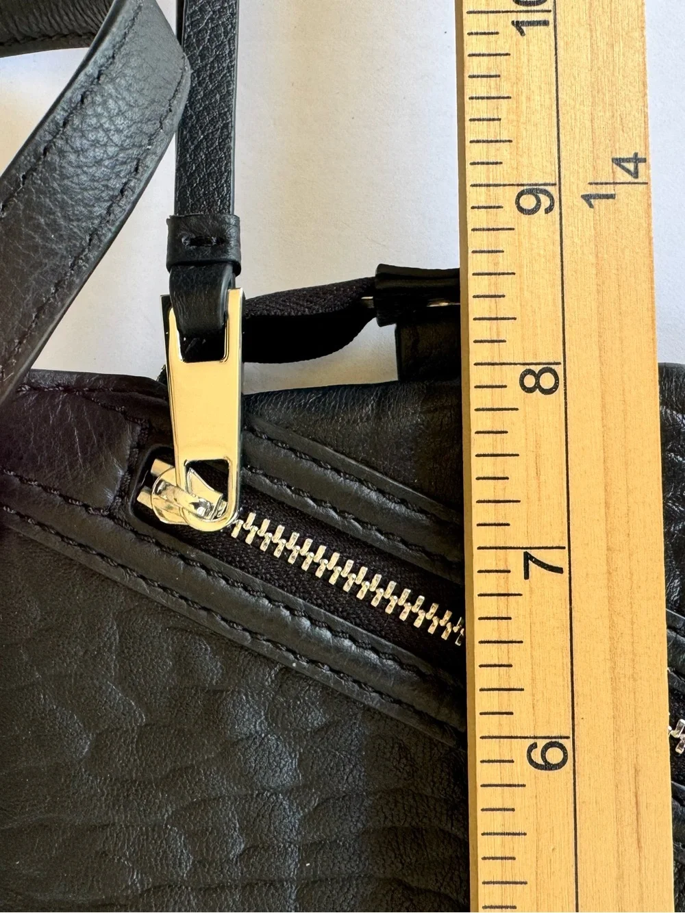 Vince Camuto Wayhn Mini Leather Crossbody Double Zipper Purse